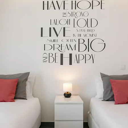 Rooftop Oasis Назаре