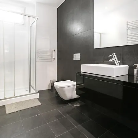 Апартаменты Rooftop Oasis